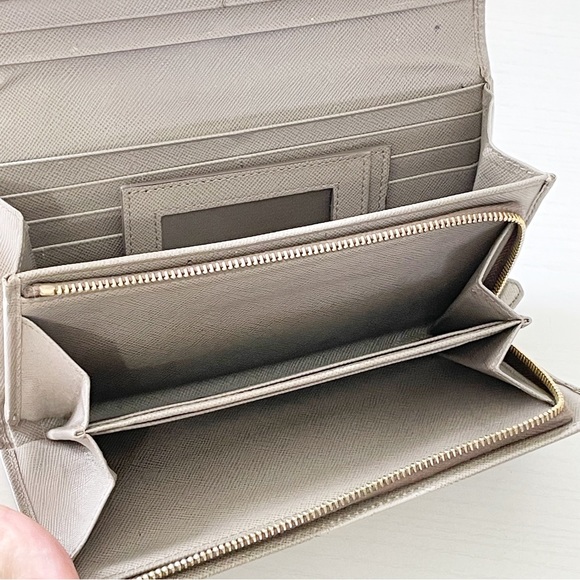 Prada gray saffiano leather long snap wallet with card ID wallet - Picture 5 of 11